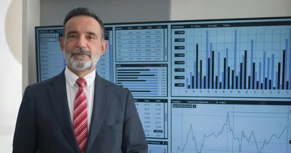 Z klienta finančním poradcem?
