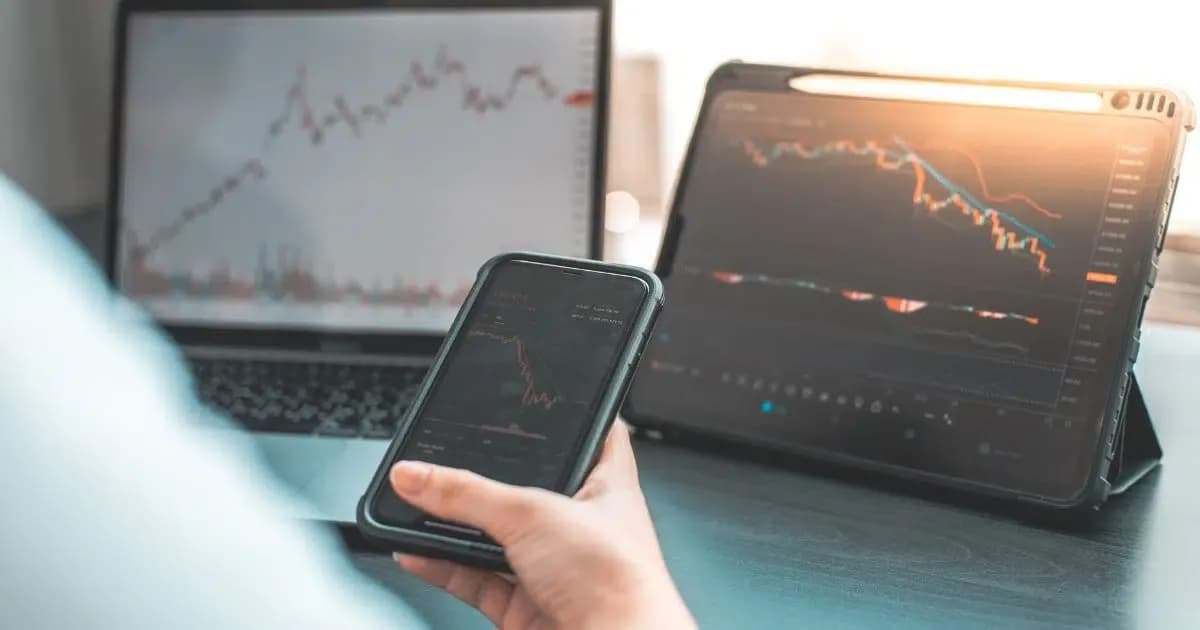 10 explicitních pravidel, jak se chovat jako investor v krizi